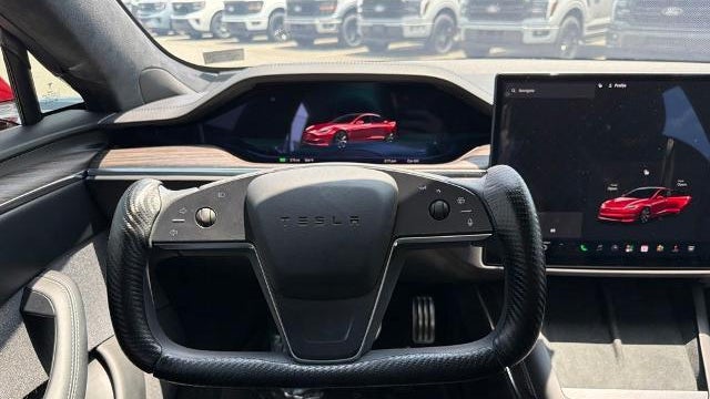 2022 Tesla Model S Base