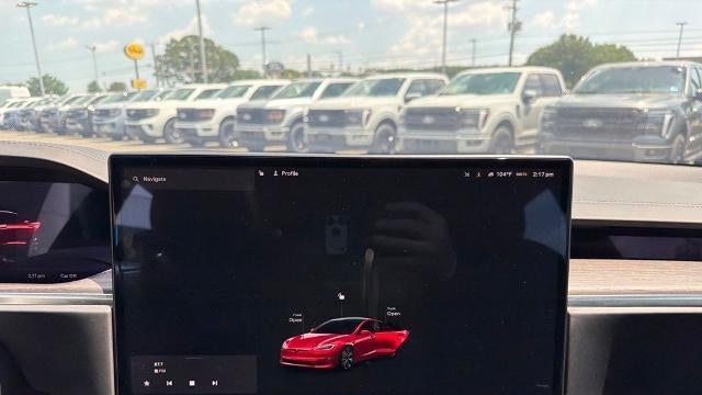 2022 Tesla Model S Base