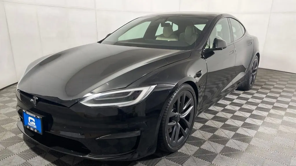 2022 Tesla Model S Base