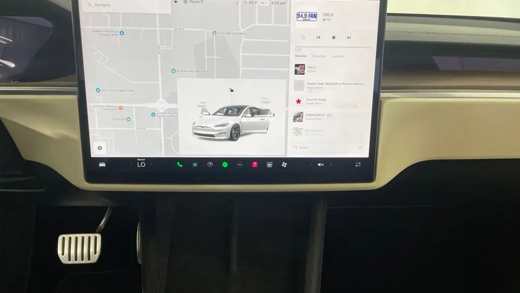2022 Tesla Model S Base