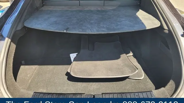 2022 Tesla Model S Base