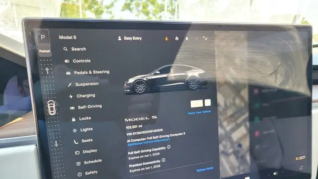 2022 Tesla Model S Base