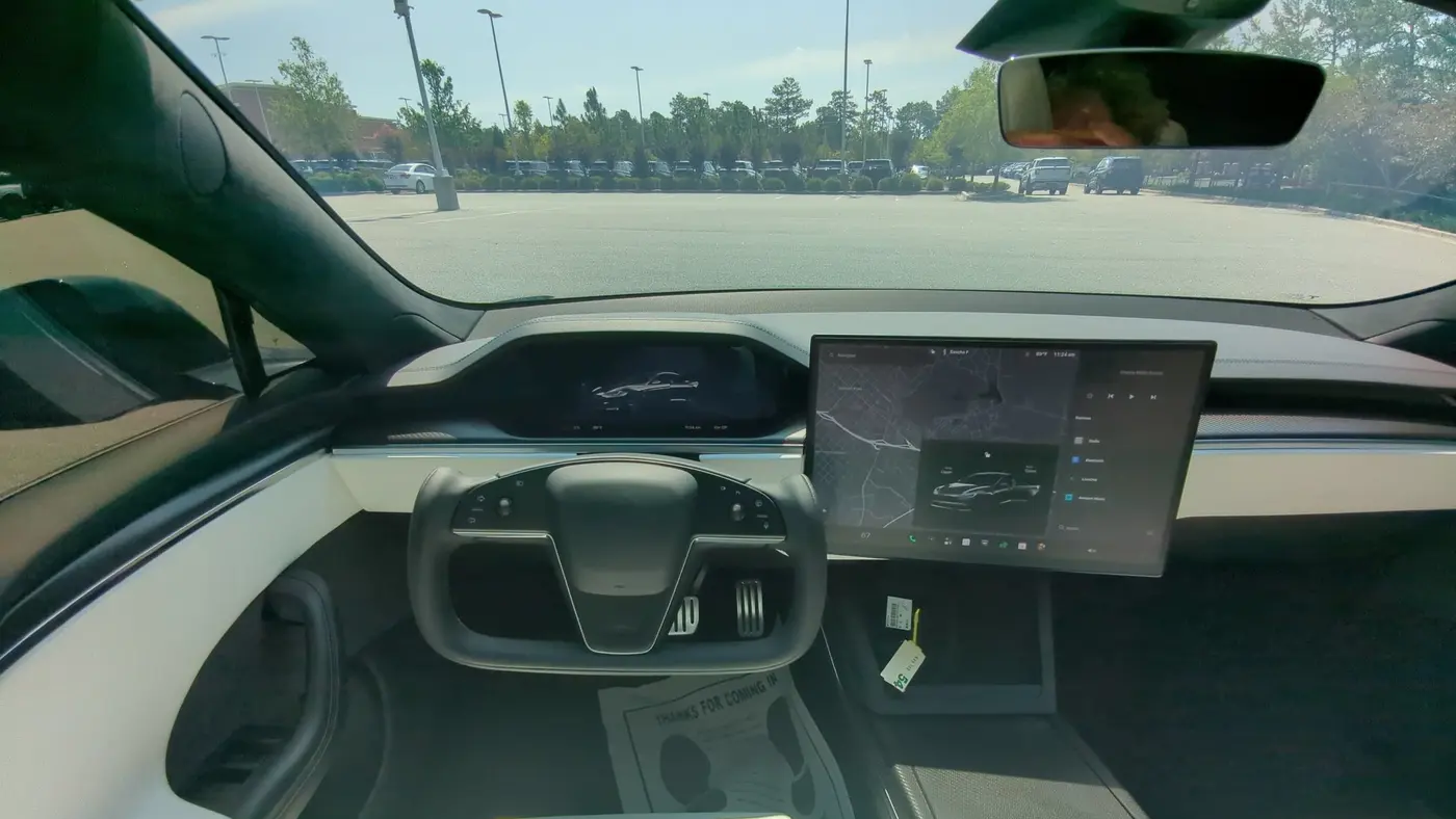 2023 Tesla Model S Plaid