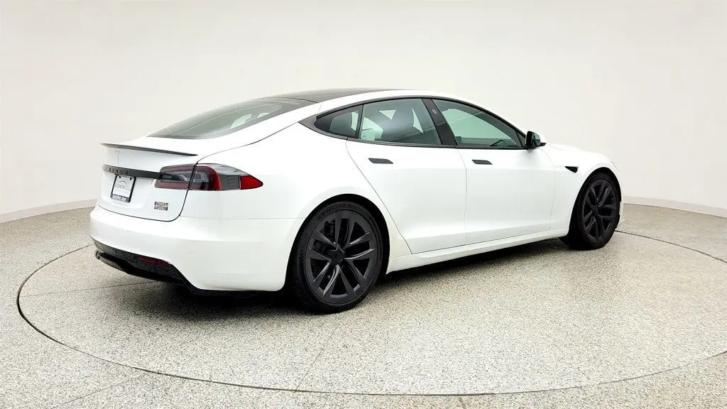 2021 Tesla Model S Plaid