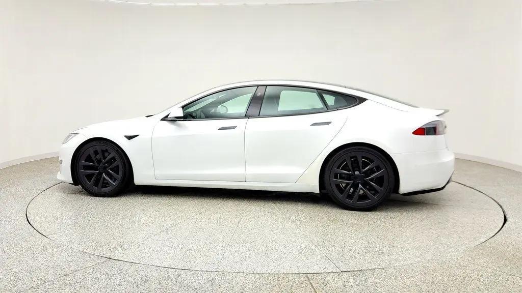 2021 Tesla Model S Plaid