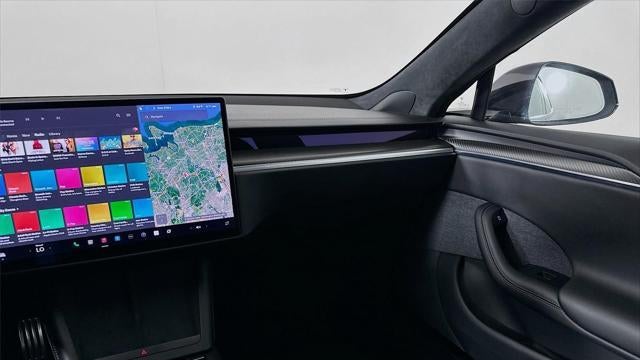 2022 Tesla Model S Plaid