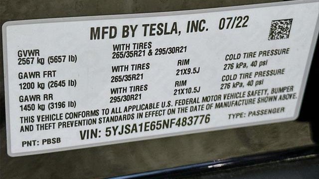 2022 Tesla Model S Plaid
