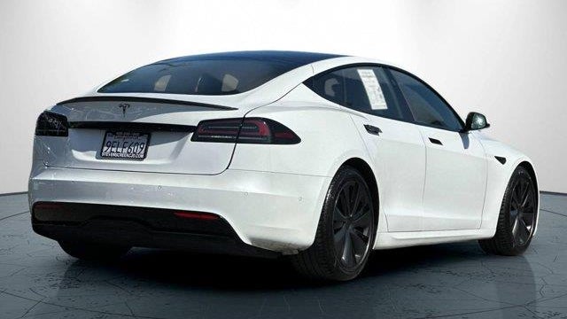 2022 Tesla Model S Plaid