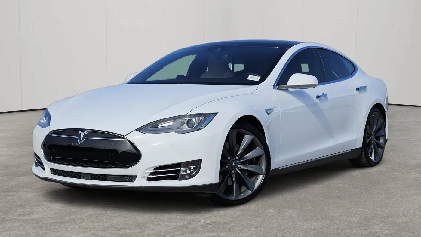 Preowned 2015 Tesla Model S 85D for Sale
