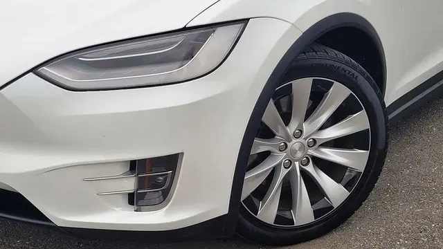 2020 Tesla Model X Long Range Plus