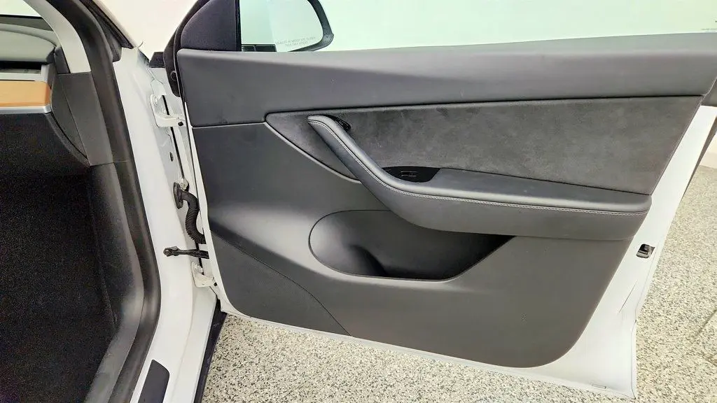 2020 Tesla Model Y - $25,995