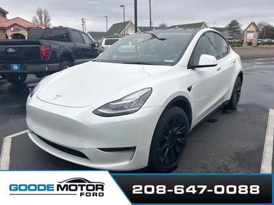 Photo of a 2021 Tesla Model Y AWD Long Range 4DR Crossover for sale
