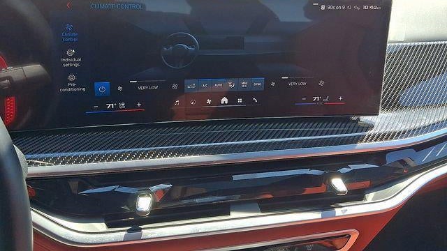 2025 BMW X5 M Competition