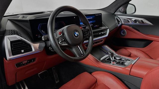 2023 BMW XM Base