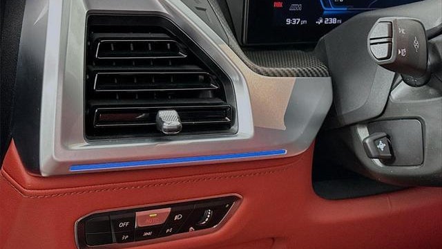 2023 BMW XM Base