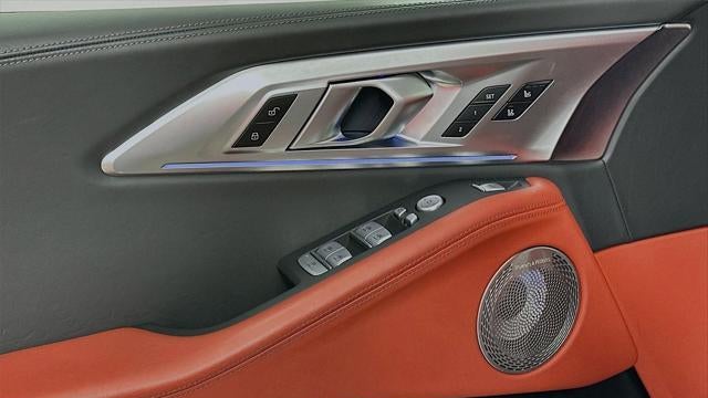 2023 BMW XM Base