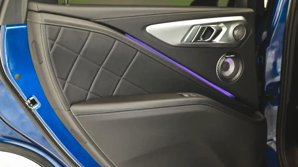 2023 BMW XM Base