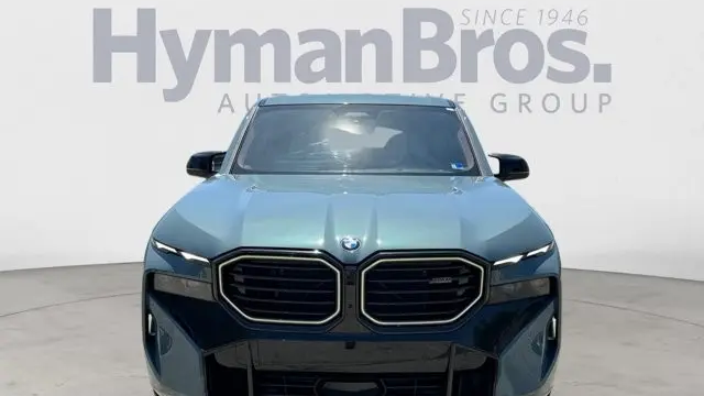 2023 BMW XM Base