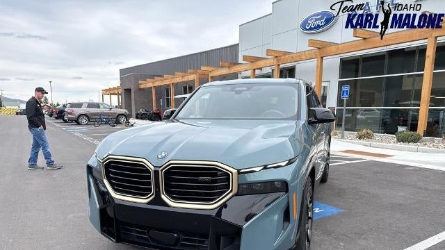 2023 BMW XM Base