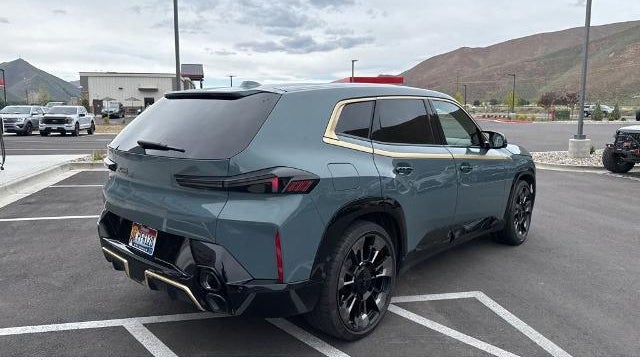 2023 BMW XM Base
