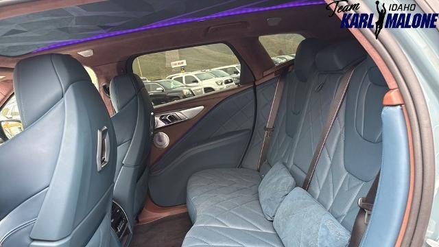 2023 BMW XM Base