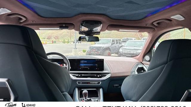 2023 BMW XM Base