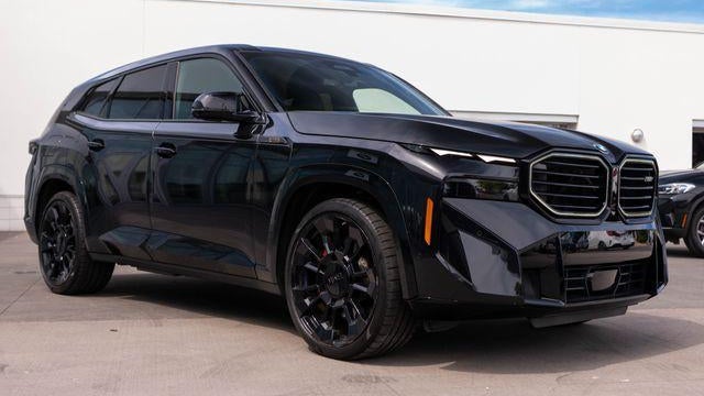 2025 BMW XM Base