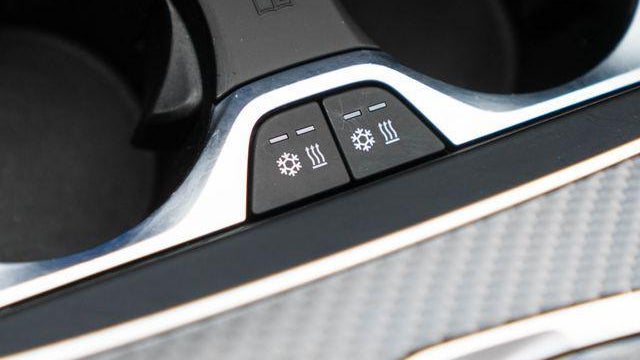 2025 BMW XM Base
