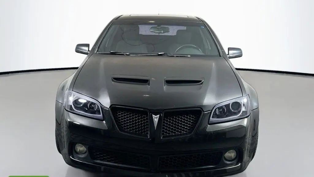 2009 Pontiac G8 Base w/Bluetooth