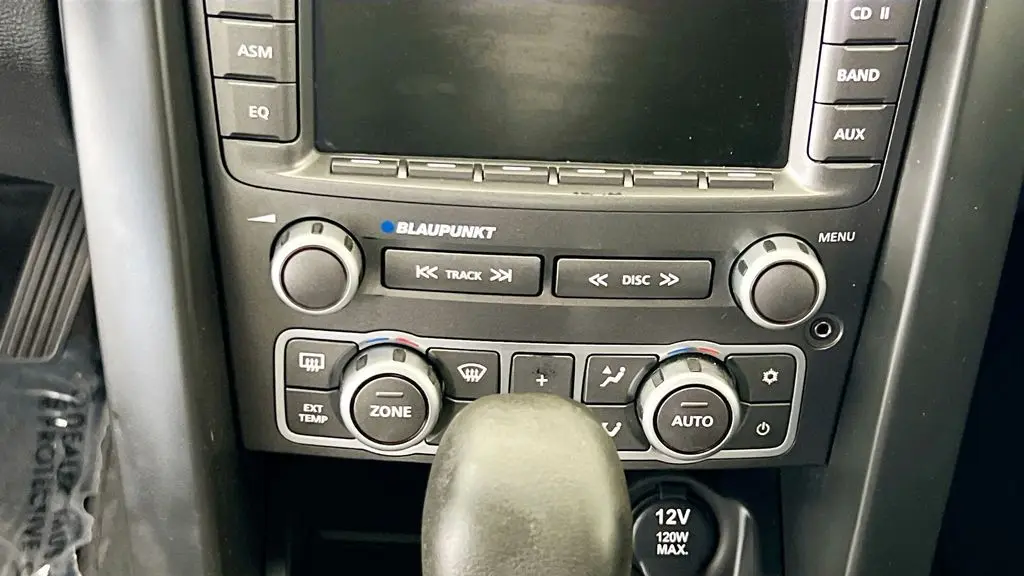 2009 Pontiac G8 Base w/Bluetooth