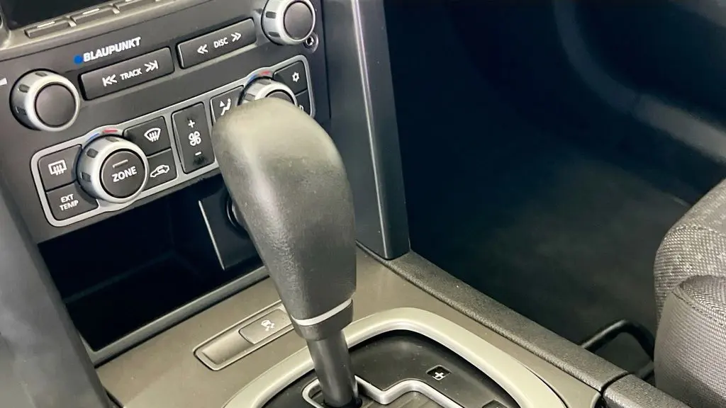 2009 Pontiac G8 Base w/Bluetooth