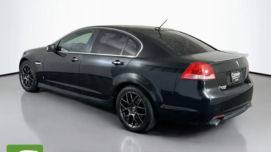 2009 Pontiac G8 Base w/Bluetooth