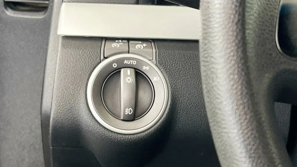 2009 Pontiac G8 Base w/Bluetooth