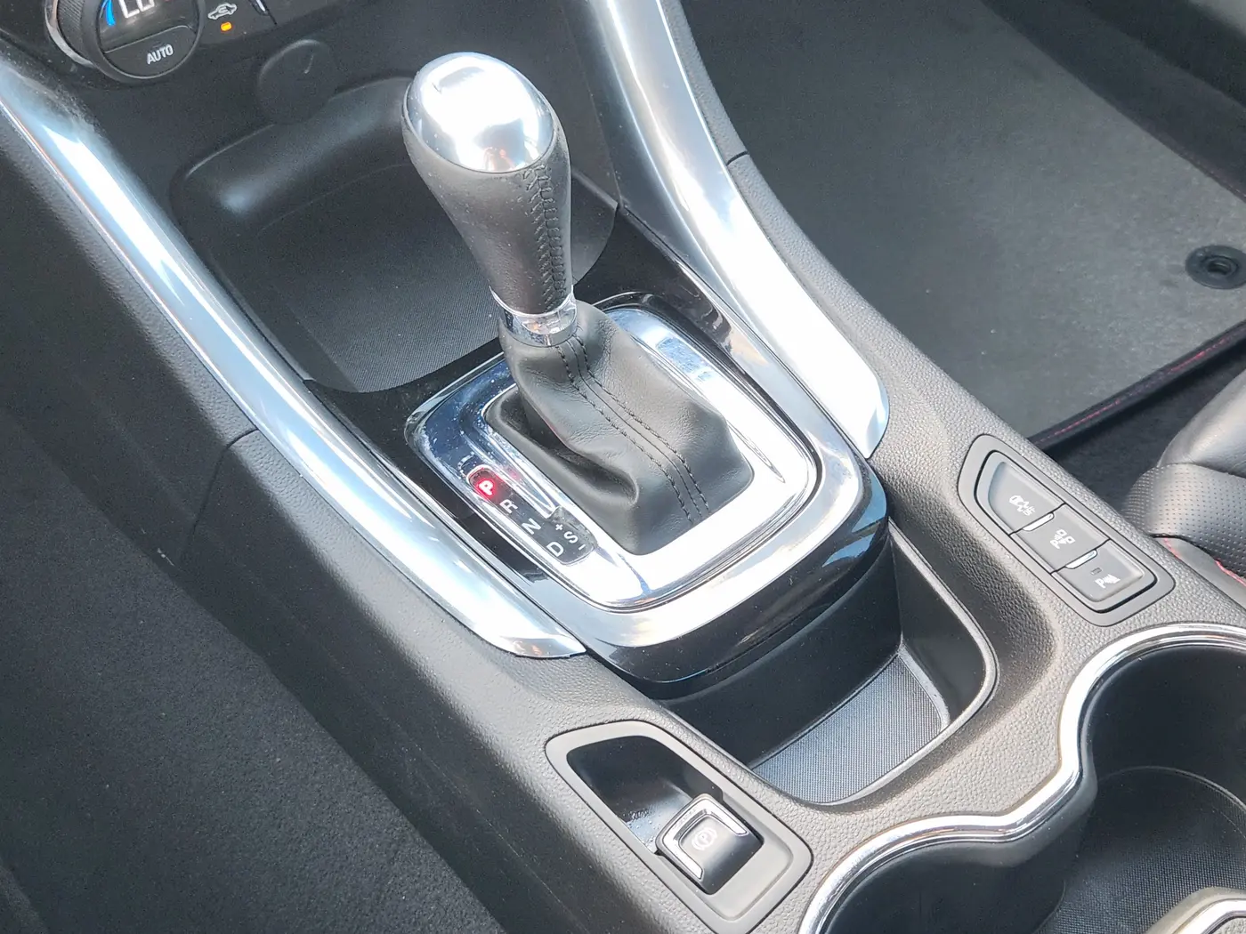 2014 Chevrolet Ss - $34,917