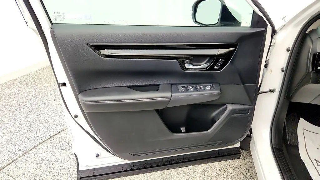 2026 Honda CR-V - $33,495