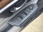 2017 CR-V Thumbnail 16