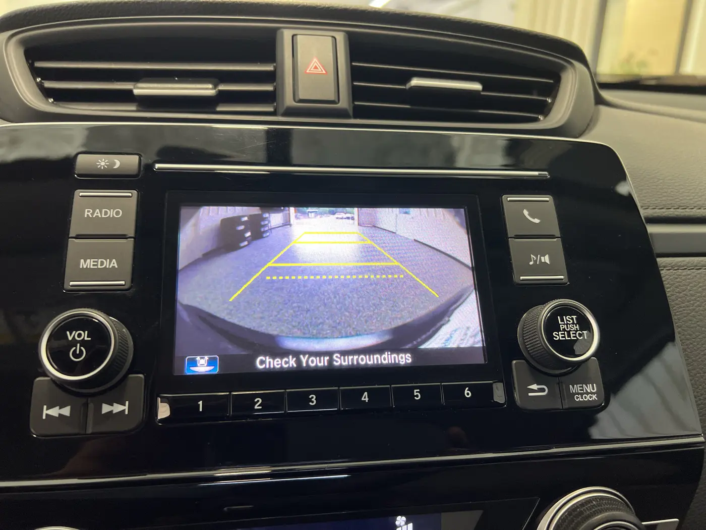 2017 Honda CR-V - $14,980