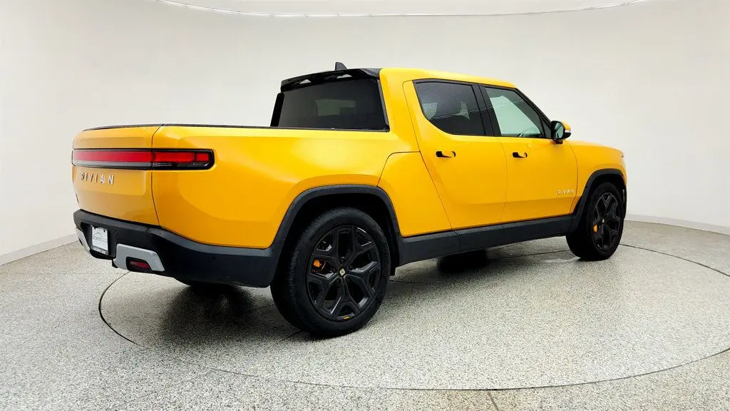 2022 Rivian R1T Adventure