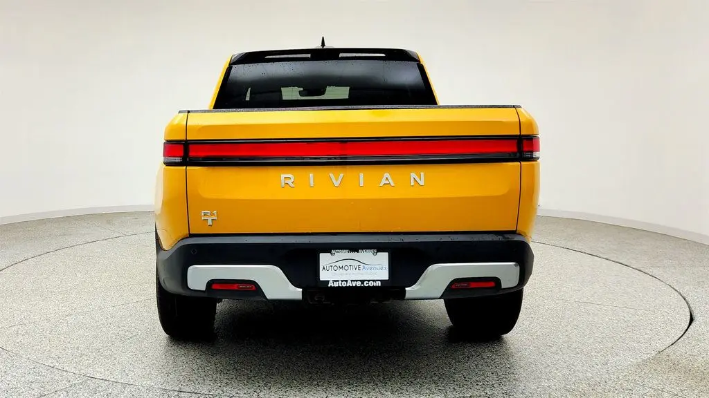 2022 Rivian R1T Adventure