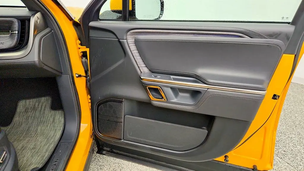 2022 Rivian R1T Adventure