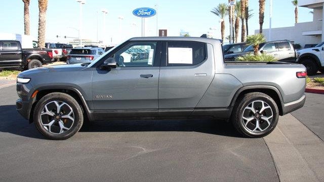 2023 Rivian R1T Adventure