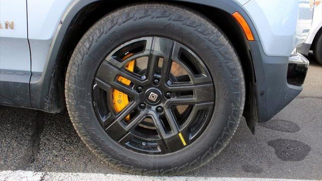 2023 Rivian R1T Adventure