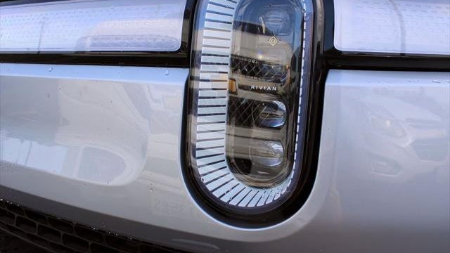 2023 Rivian R1T Adventure