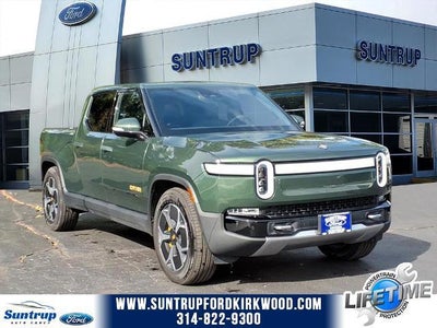 Photo of a 2023 Rivian R1T AWD Adventure Quad Motor 4DR Crew Cab 4.5 FT. SB for sale