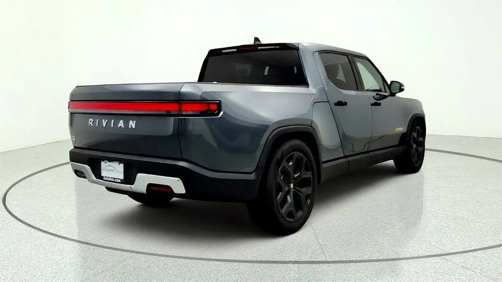2022 Rivian R1T Adventure
