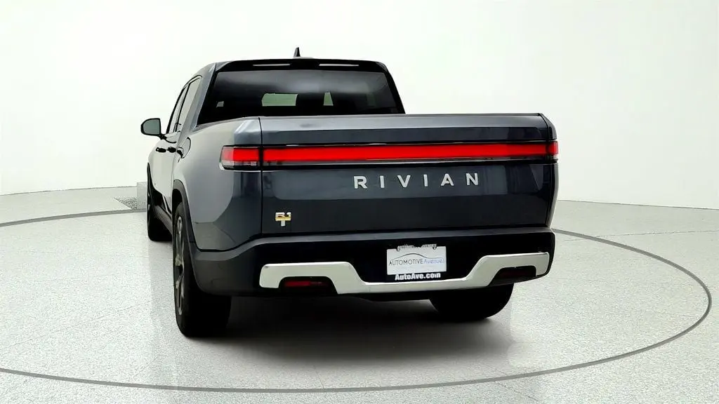 2022 Rivian R1T Adventure