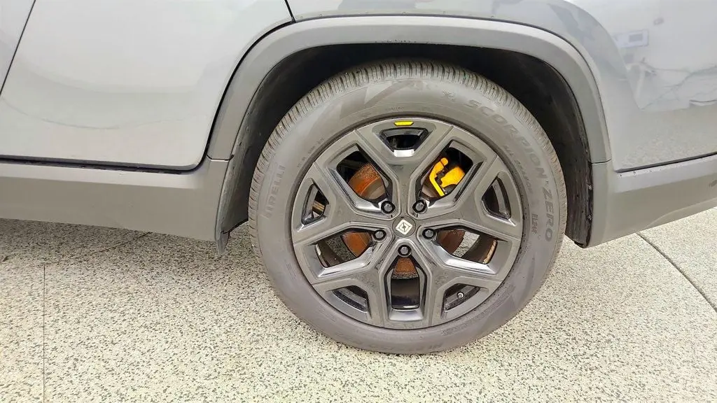 2022 Rivian R1T Adventure