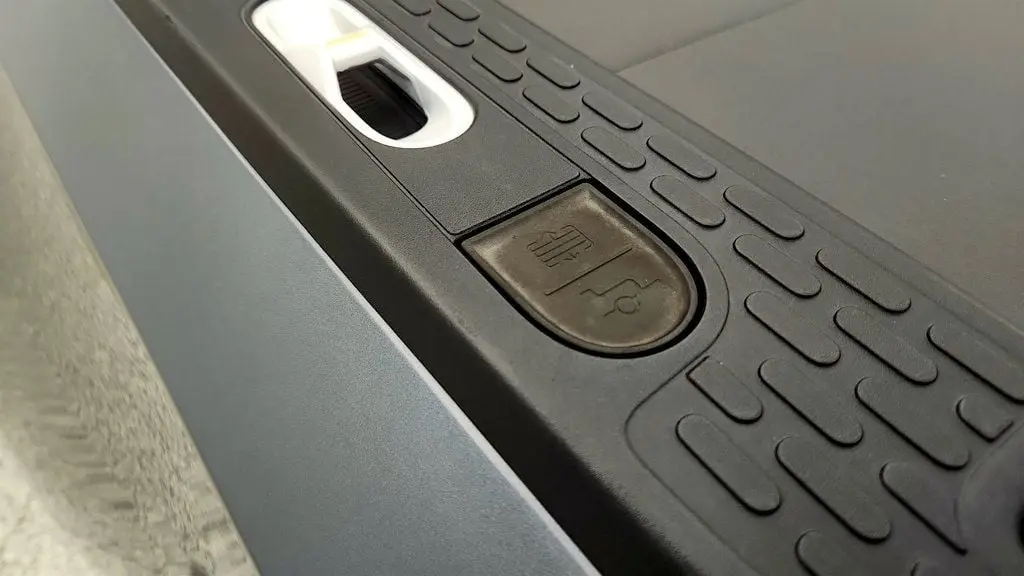2022 Rivian R1T Adventure
