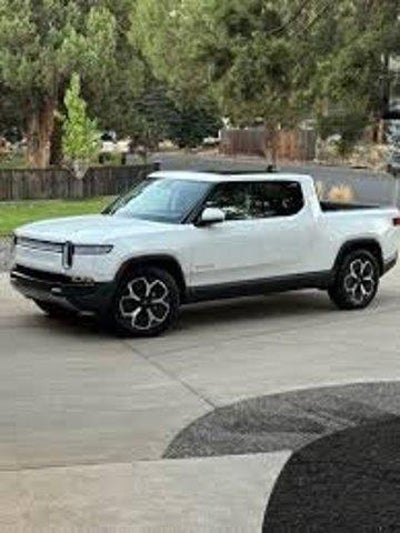 2023 Rivian R1T AWD Adventure Quad Motor 4DR Crew Cab 4.5 FT. SB