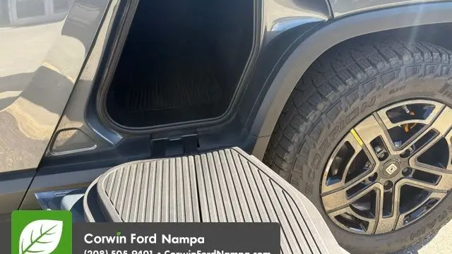 2023 Rivian R1T Adventure